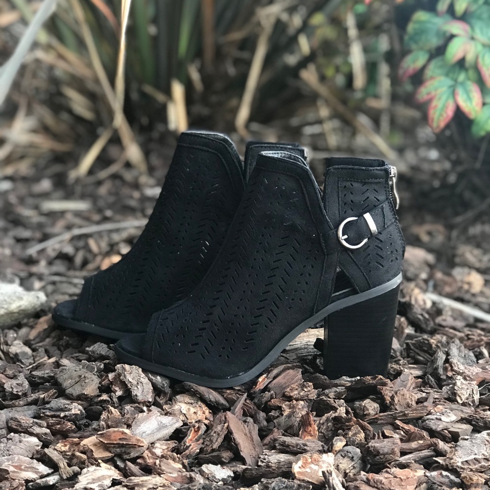 Black open toe buckle accent booties